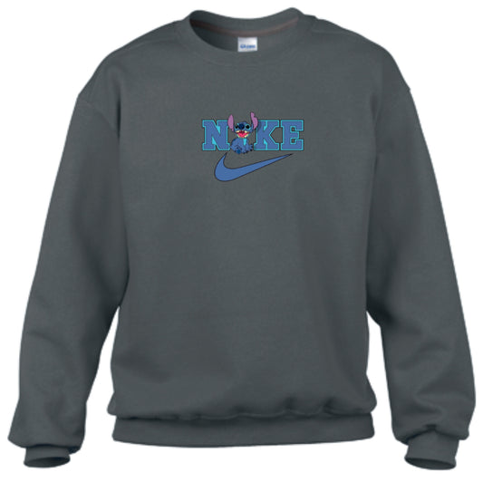 Crewneck NKE stitches