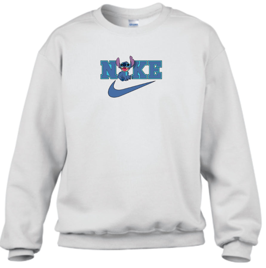 Crewneck NKE stitches